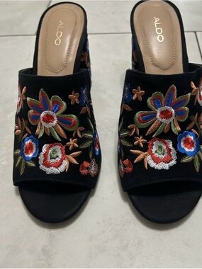 Aldo Black Embroidered Floral Open-Toe Mules